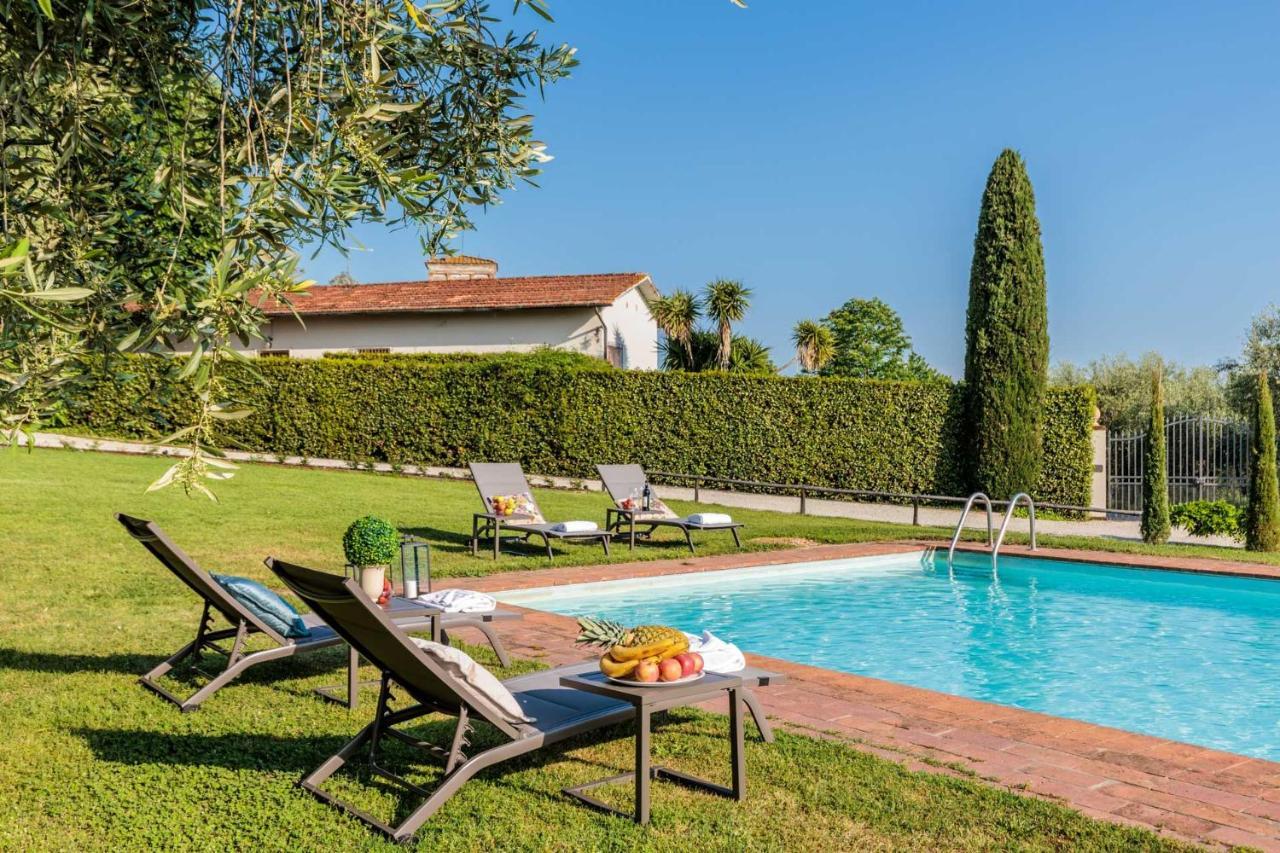Pennecchio Villa Lucca Luaran gambar